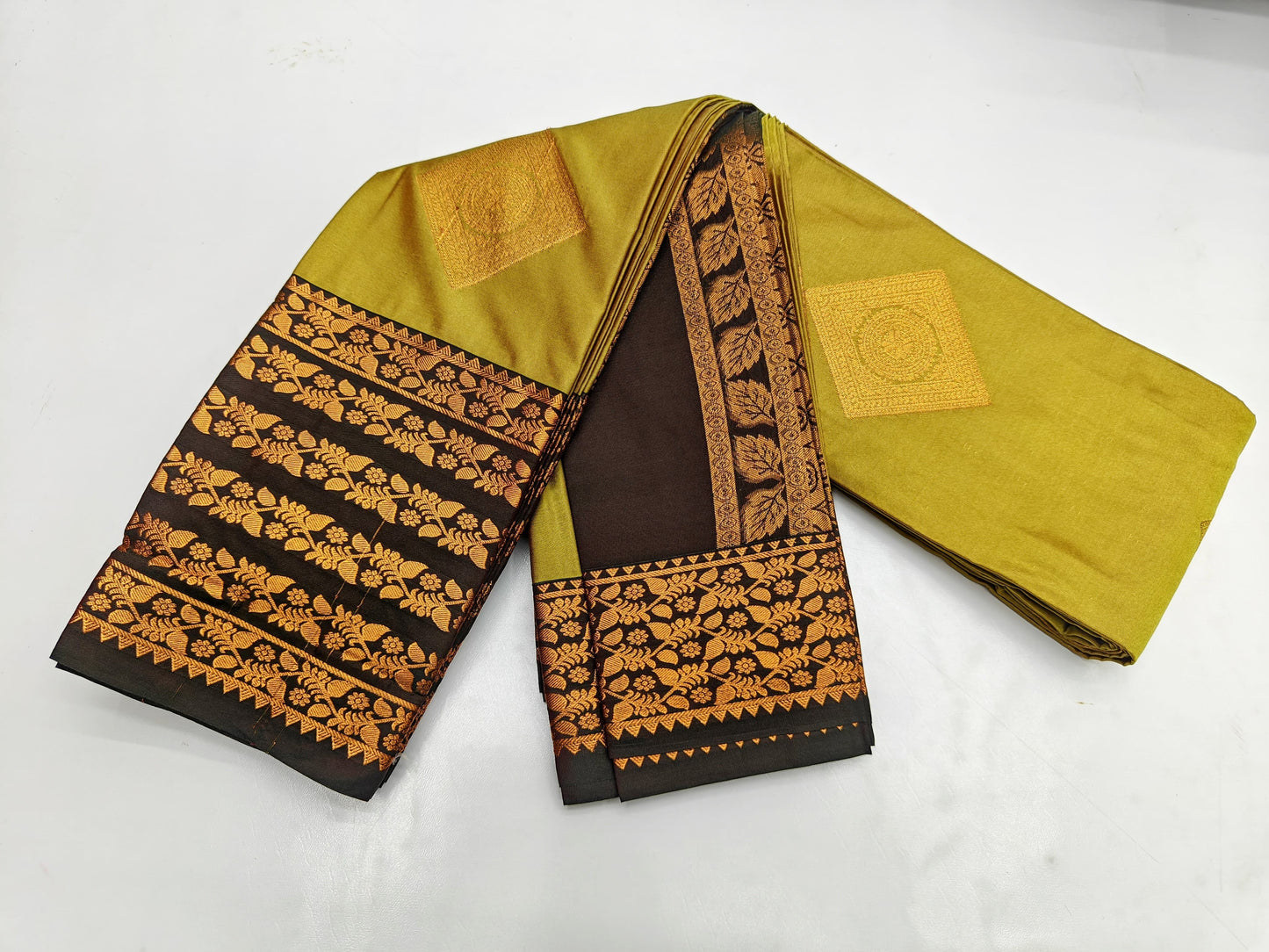 πΊ _Fancy Border SOFT SILK Sarees _πΊ
