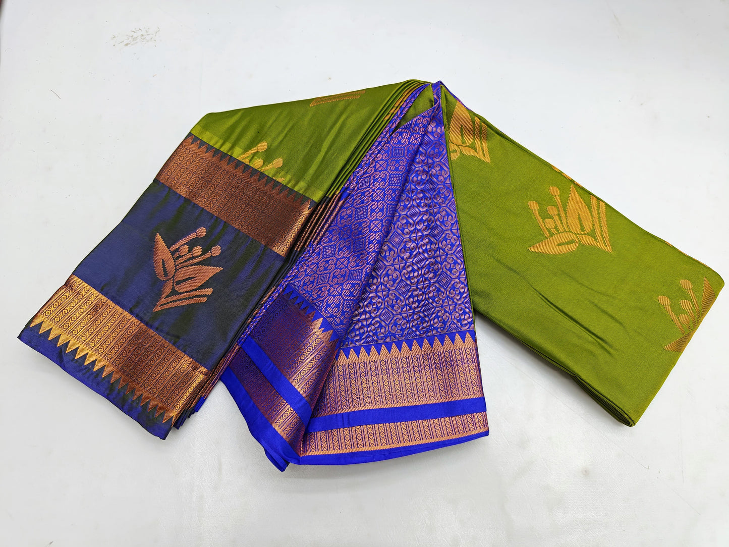 🌺 _Fancy Border SOFT SILK Sarees _🌺