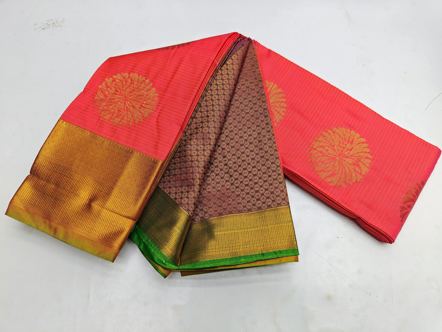 πΊ _Fancy Border SOFT SILK Sarees _πΊ