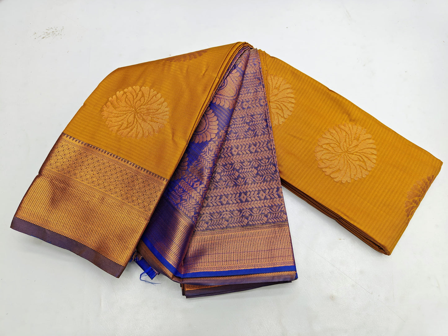 πΊ _Fancy Border SOFT SILK Sarees _πΊ
