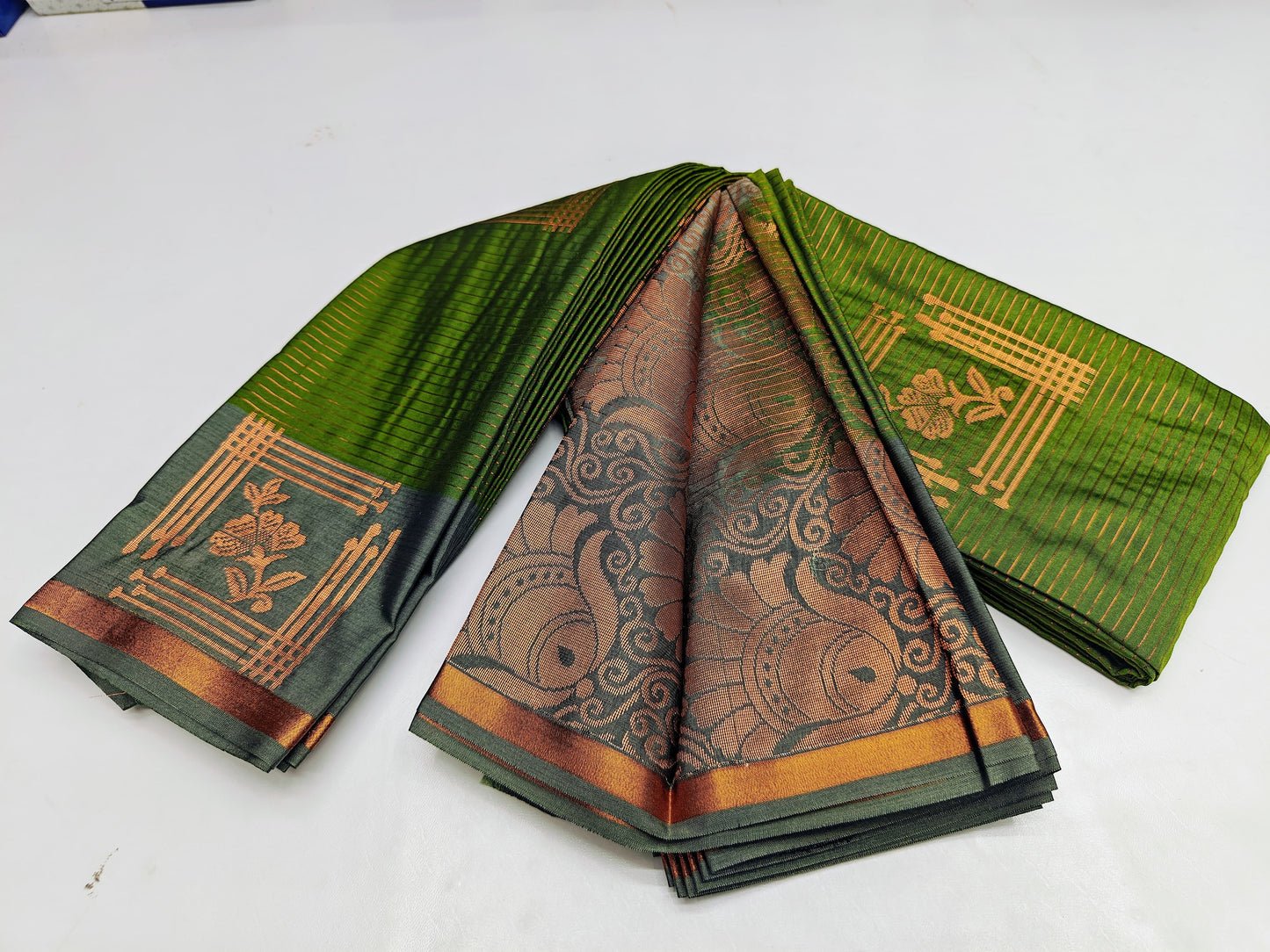 πΊ _Fancy Border SOFT SILK Sarees _πΊ