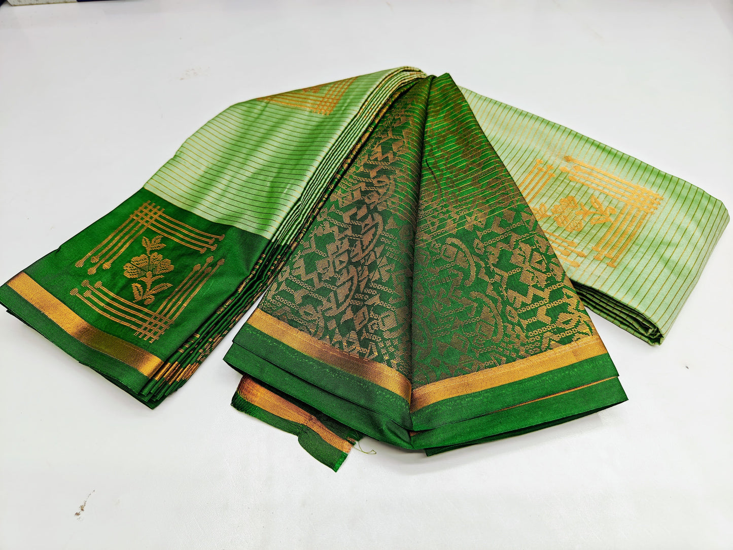 πΊ _Fancy Border SOFT SILK Sarees _πΊ