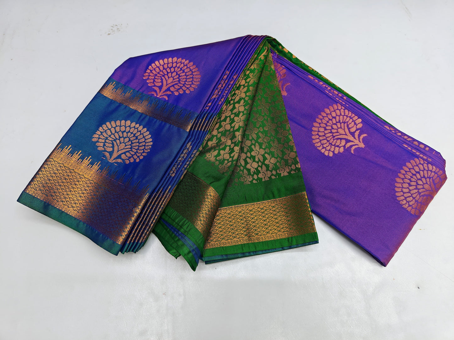 πΊ _Fancy Border SOFT SILK Sarees _πΊ
