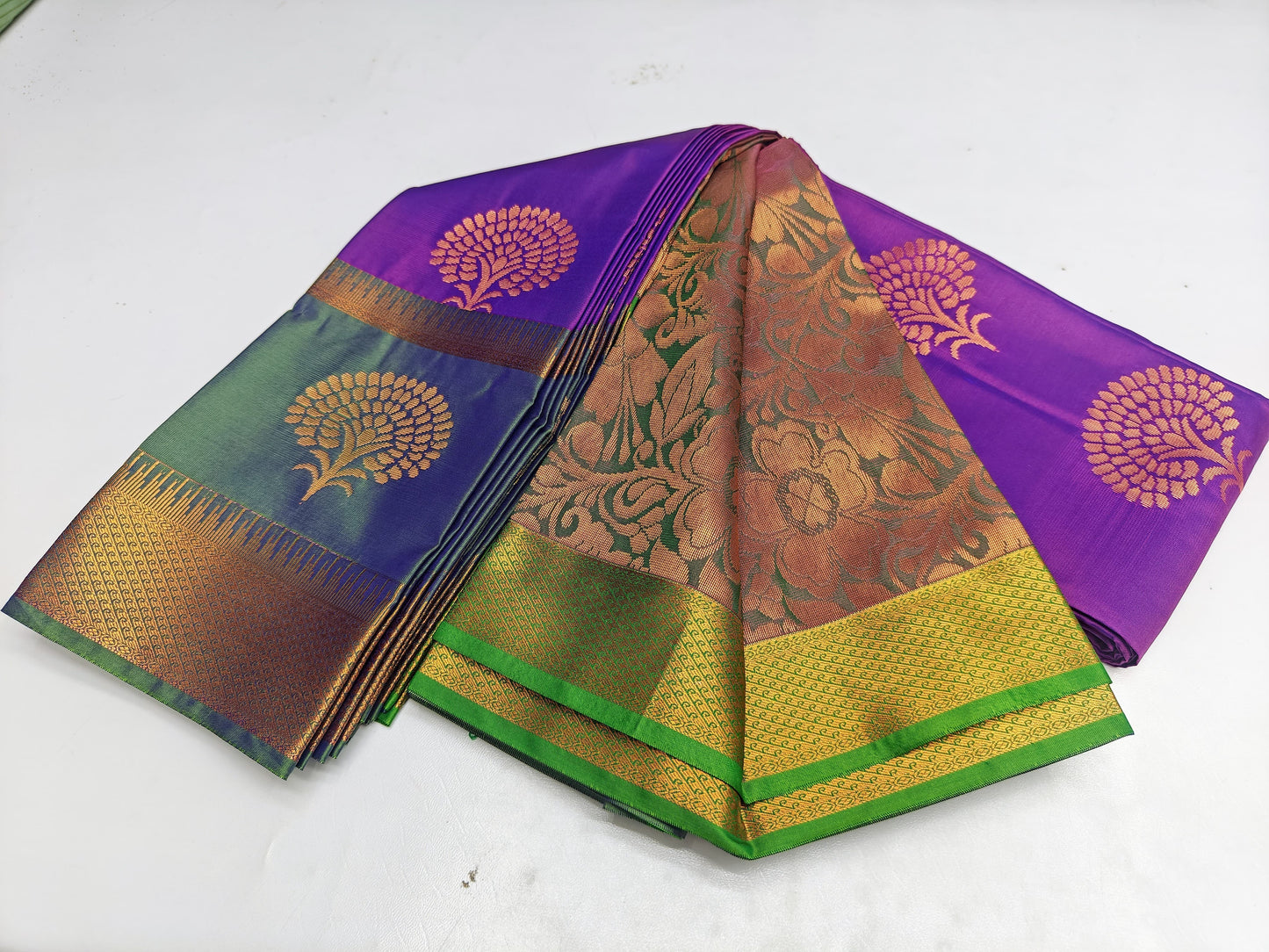 πΊ _Fancy Border SOFT SILK Sarees _πΊ