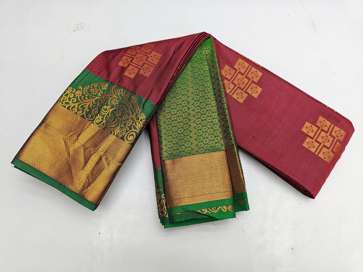 πΊ _Fancy Border SOFT SILK Sarees _πΊ