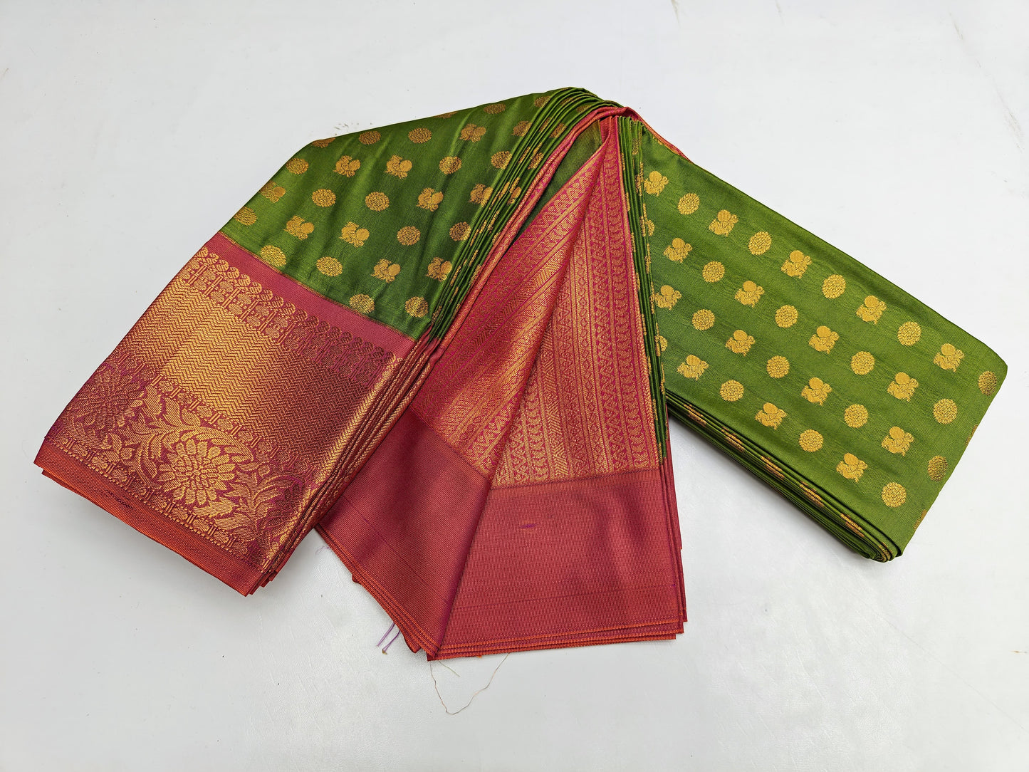 πΊ _Fancy Border SOFT SILK Sarees _πΊ