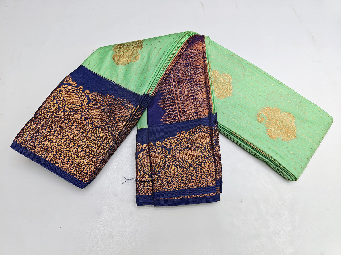 πΊ _Fancy Border SOFT SILK Sarees _πΊ