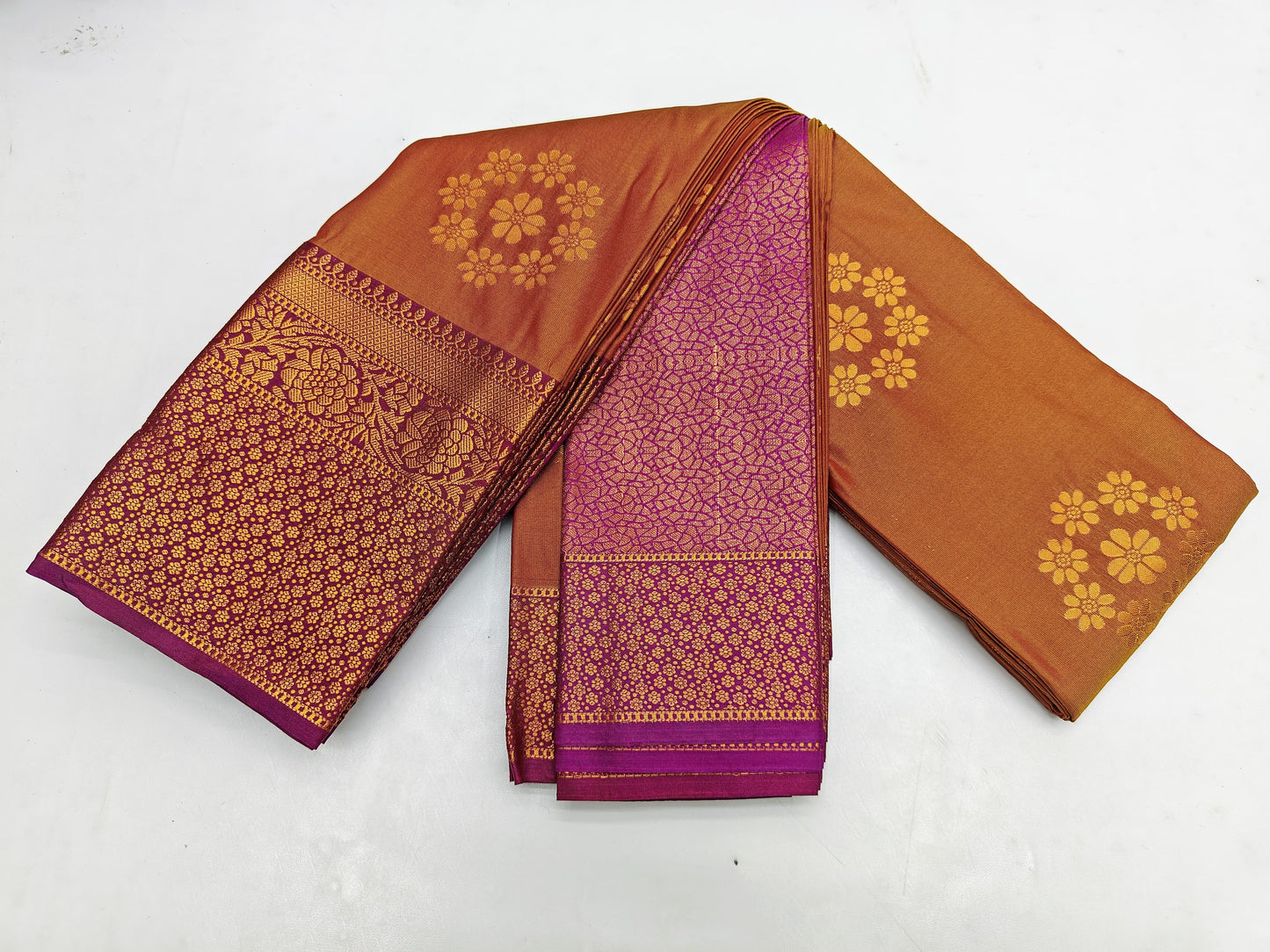 🌺 _Fancy Border SOFT SILK Sarees _🌺