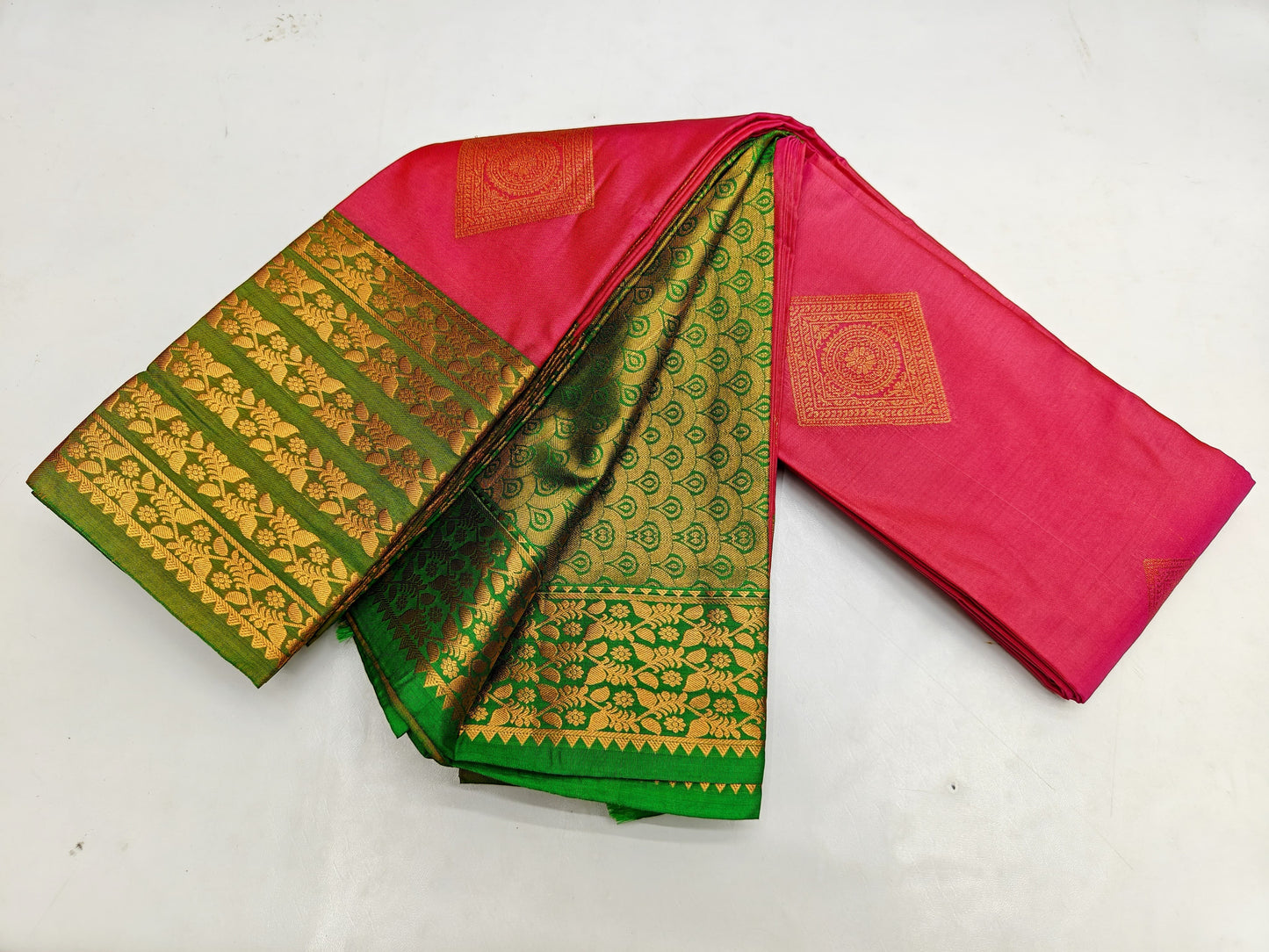 🌺 _Fancy Border SOFT SILK Sarees _🌺