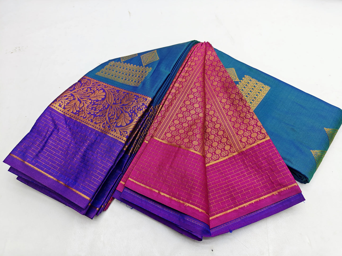 🌺 _Fancy Border SOFT SILK Sarees _🌺