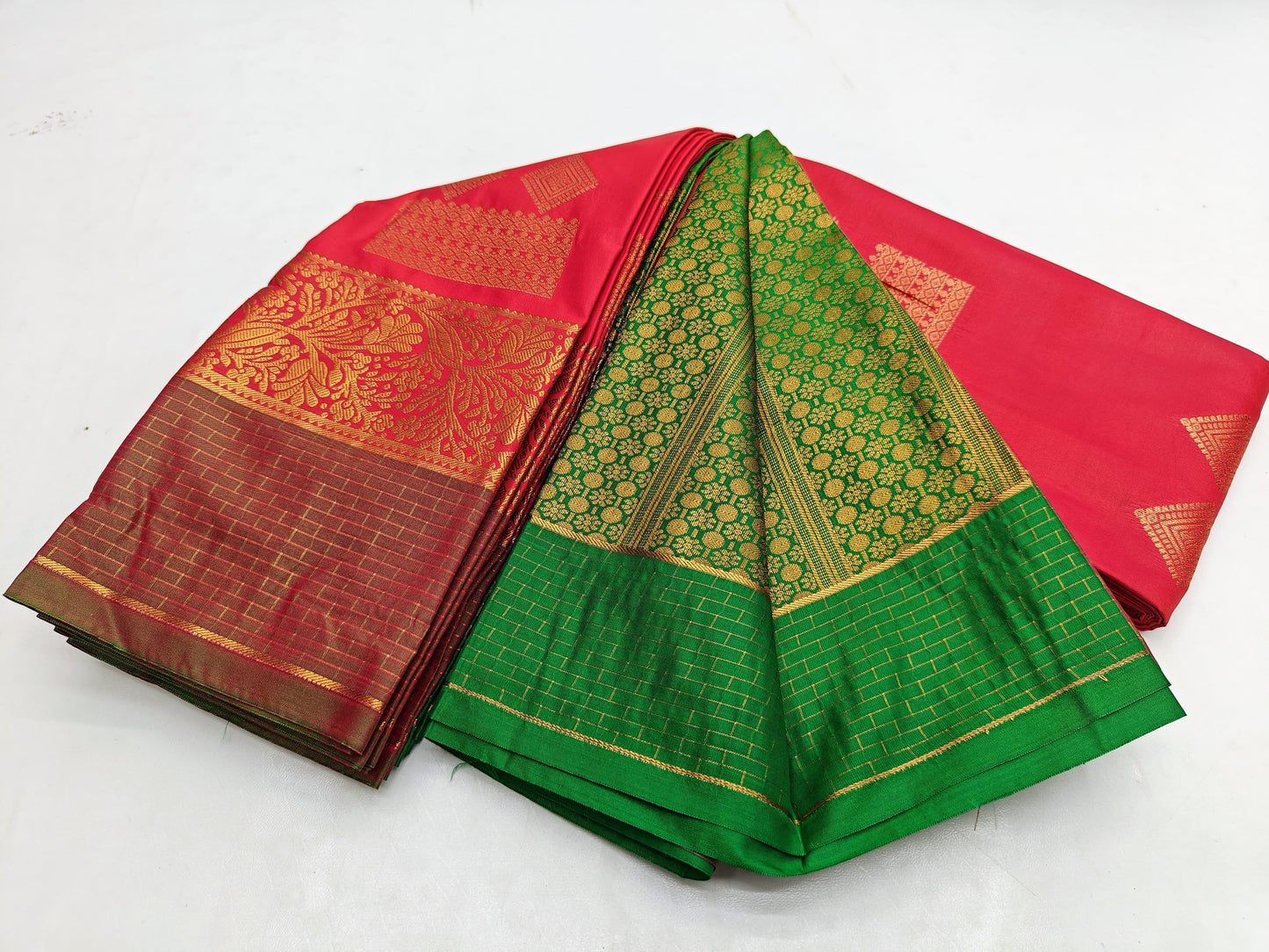 🌺 _Fancy Border SOFT SILK Sarees _🌺