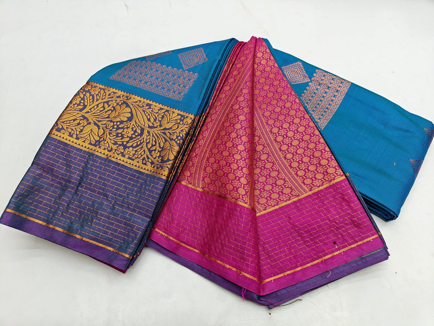 🌺 _Fancy Border SOFT SILK Sarees _🌺
