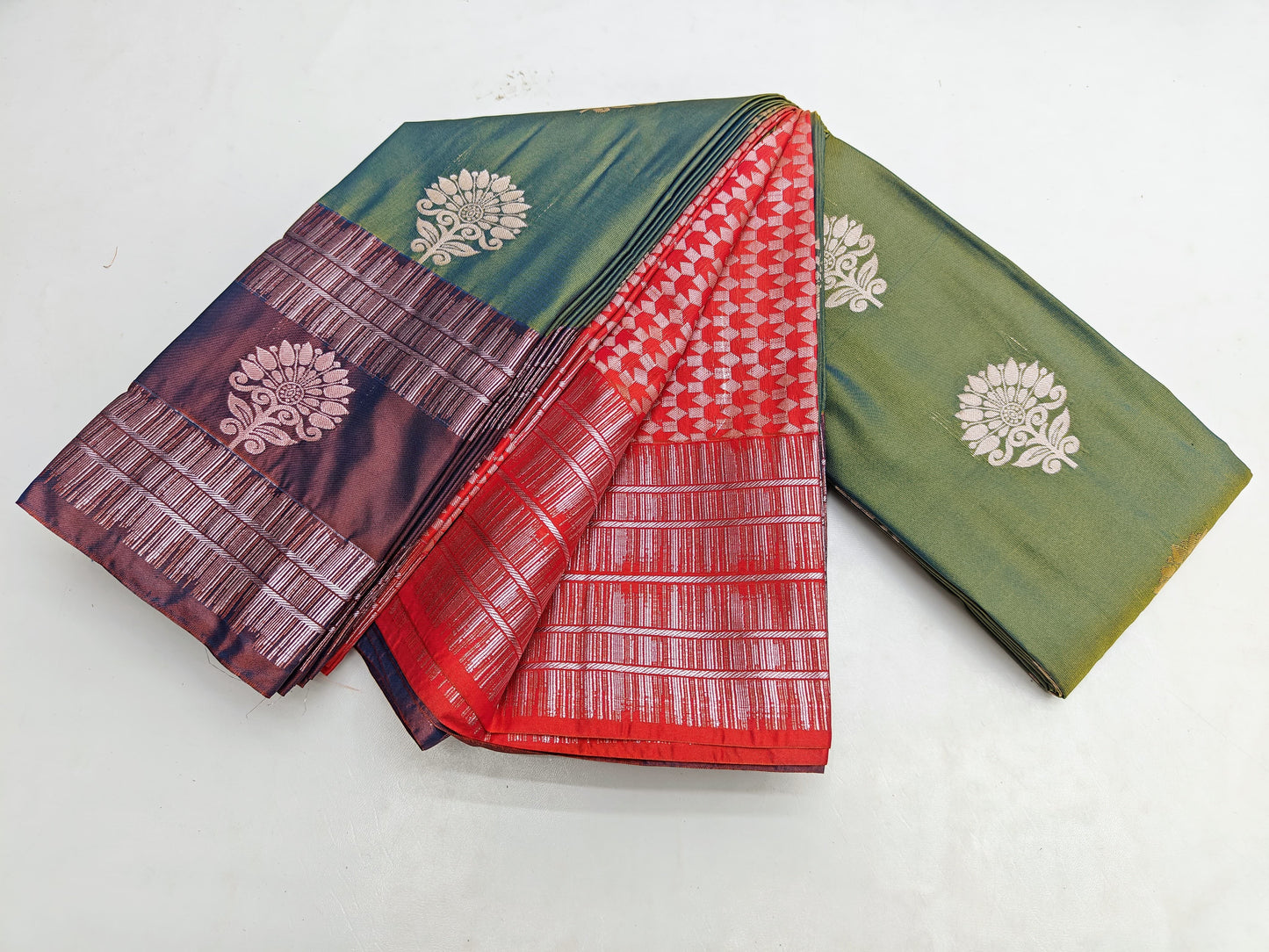 🌺 _Fancy Border SOFT SILK Sarees _🌺