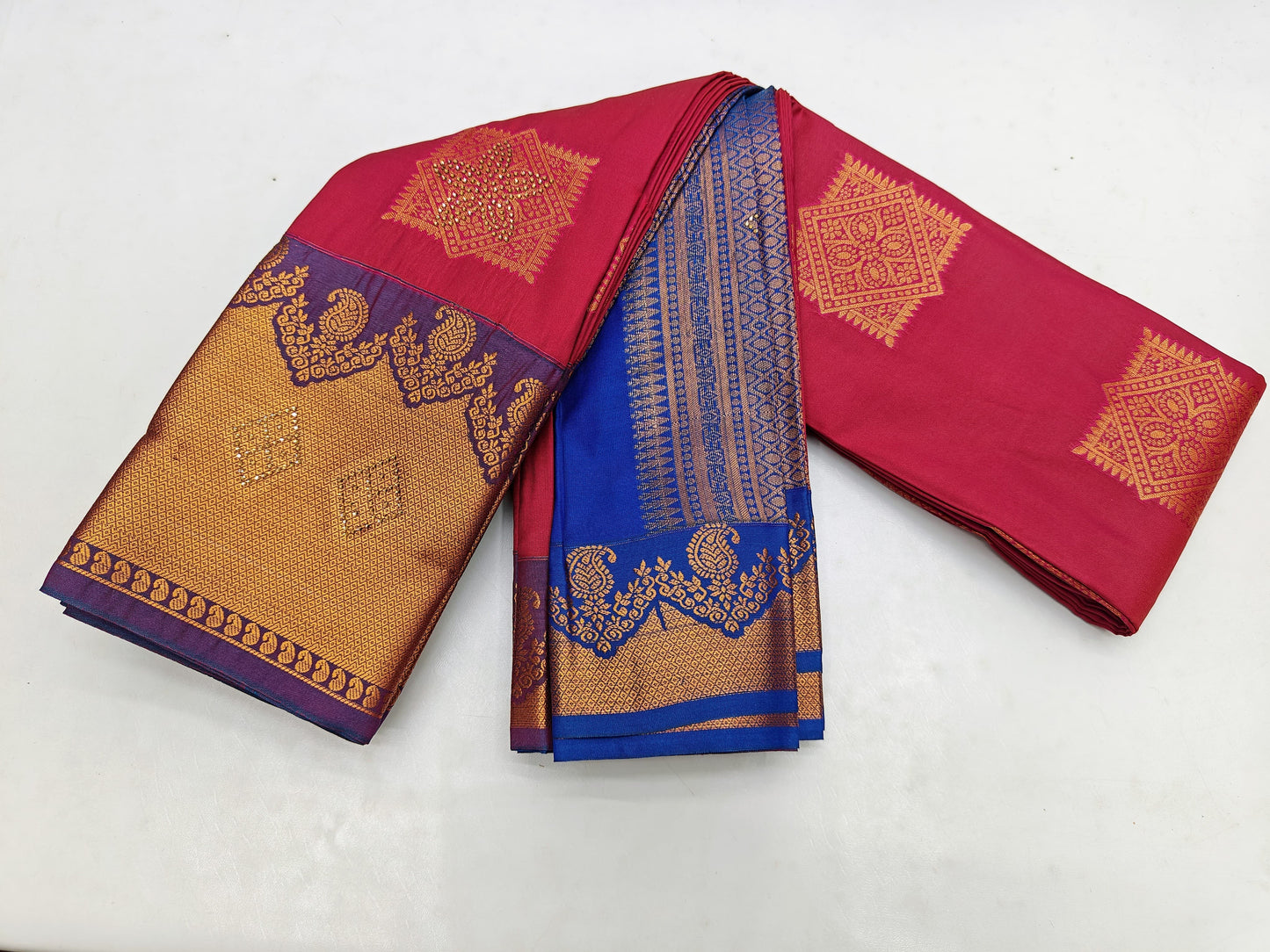 🌺 Fancy Border SOFT SILK Sarees With 2000 Stone Work🌺