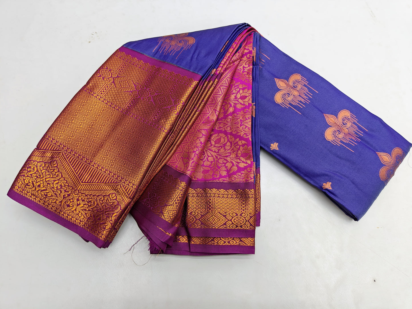 🌺 _Fancy Border SOFT SILK Sarees _🌺
