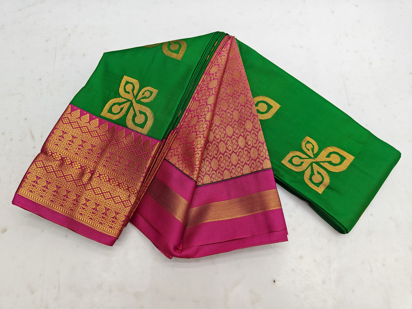 🌺 _ Special offer SOFT SILK Sarees _🌺