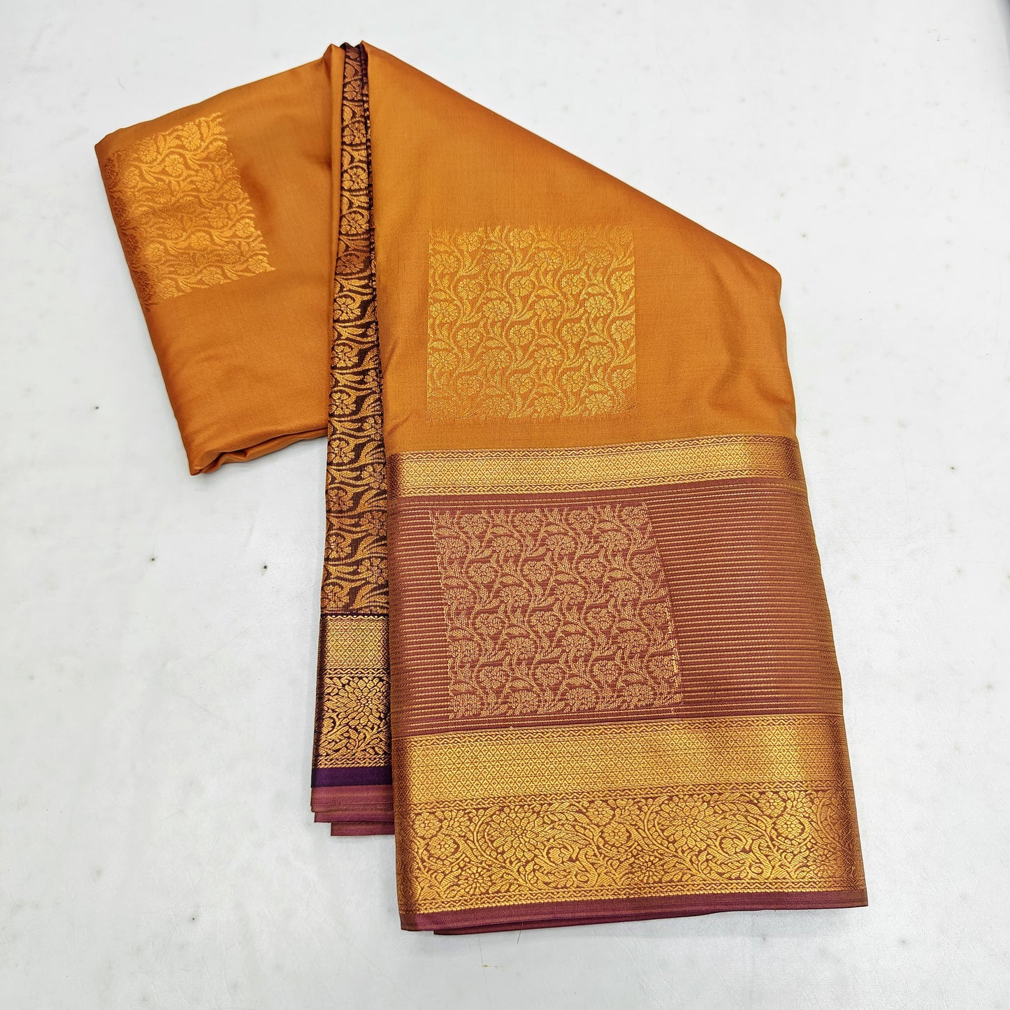 🌺 _Pink copper Zari SOFT SILK Sarees _🌺