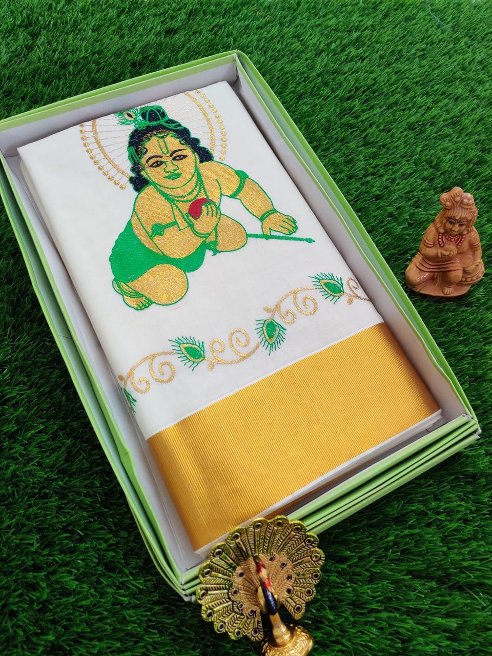 Traditional ONAM Kasavu Collection