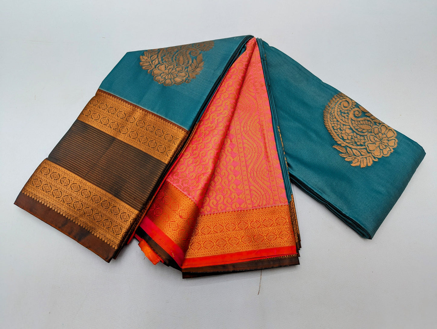 Fancy Kuttu Border SOFT SILK Sarees