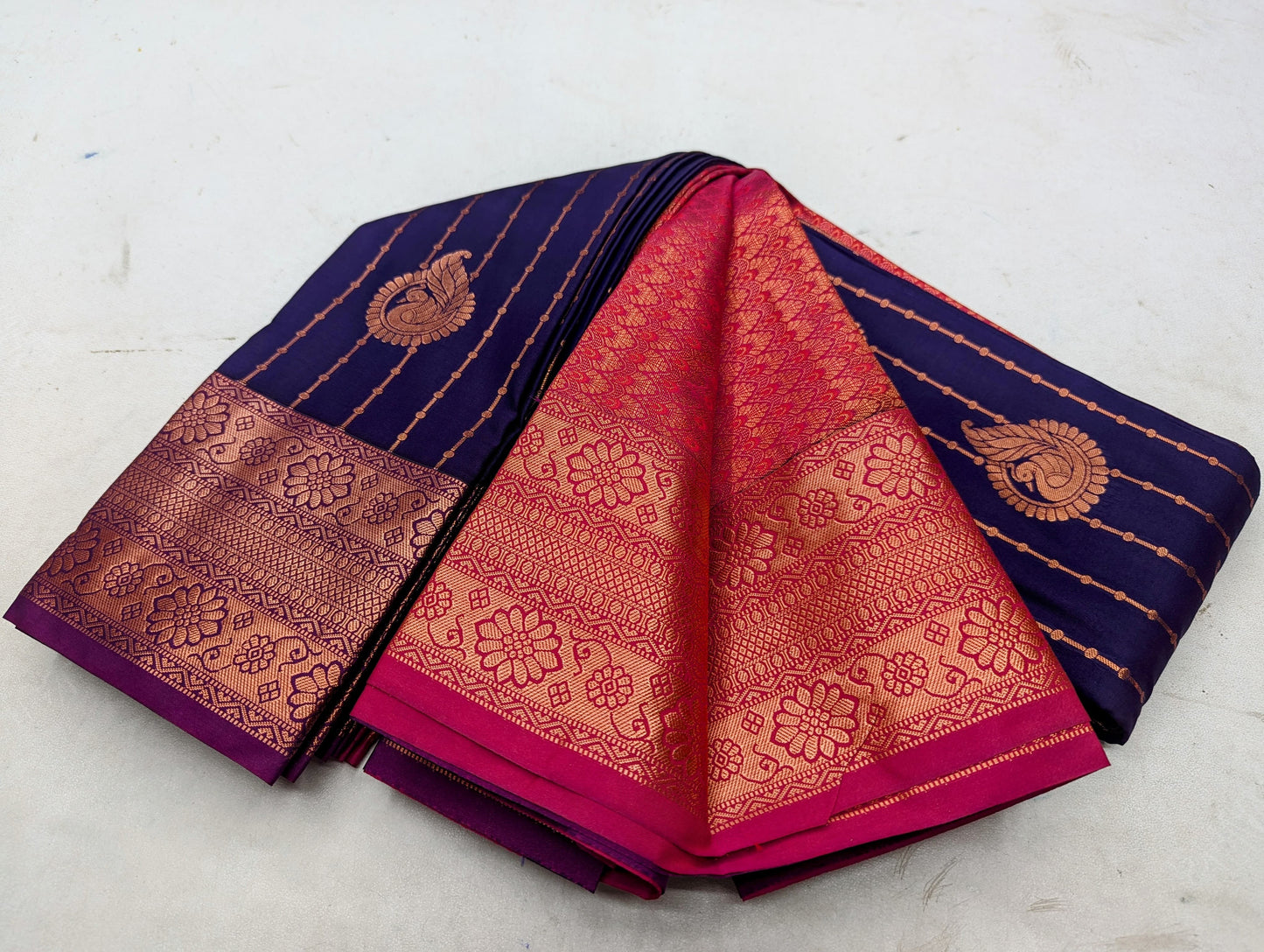 Fancy Border SOFT SILK Sarees _🌺