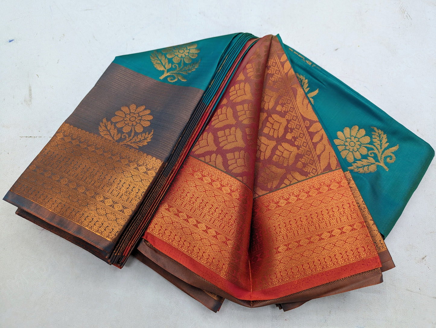 _Fancy contrast Border SOFT SILK Sarees