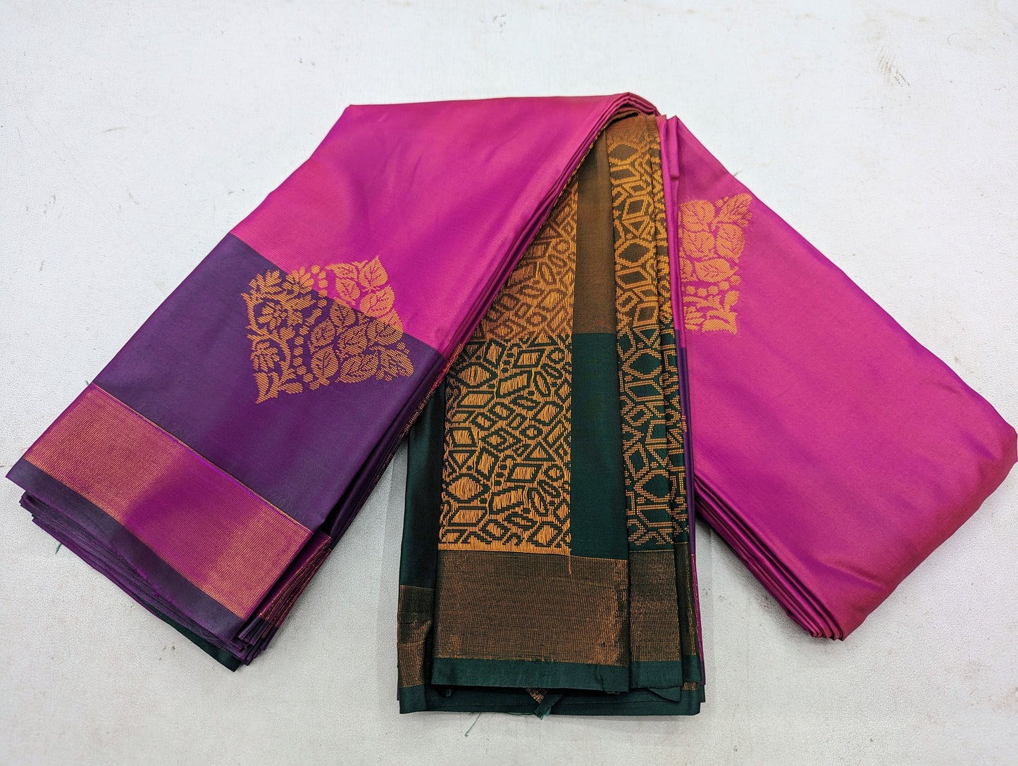 Fancy contrast Border SOFT SILK Sarees _