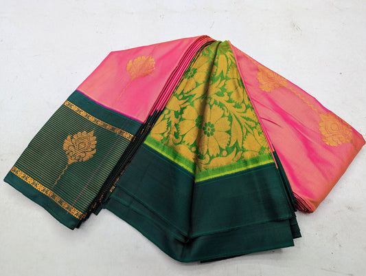 _kuttu Border SOFT SILK Sarees