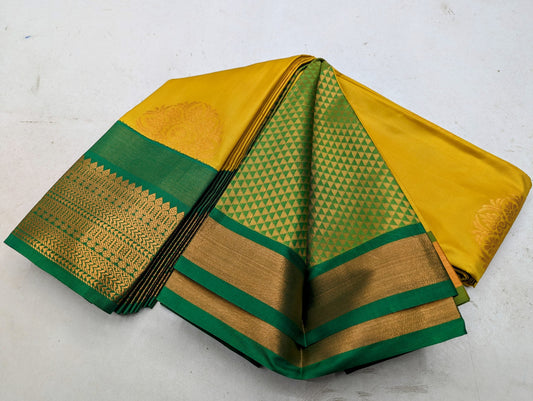 kuttu Border SOFT SILK Sarees