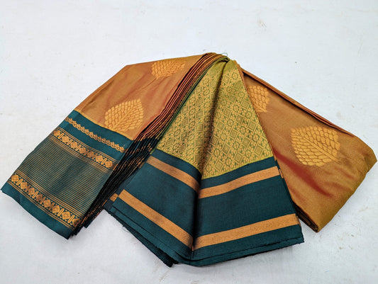 kuttu Border SOFT SILK Sarees