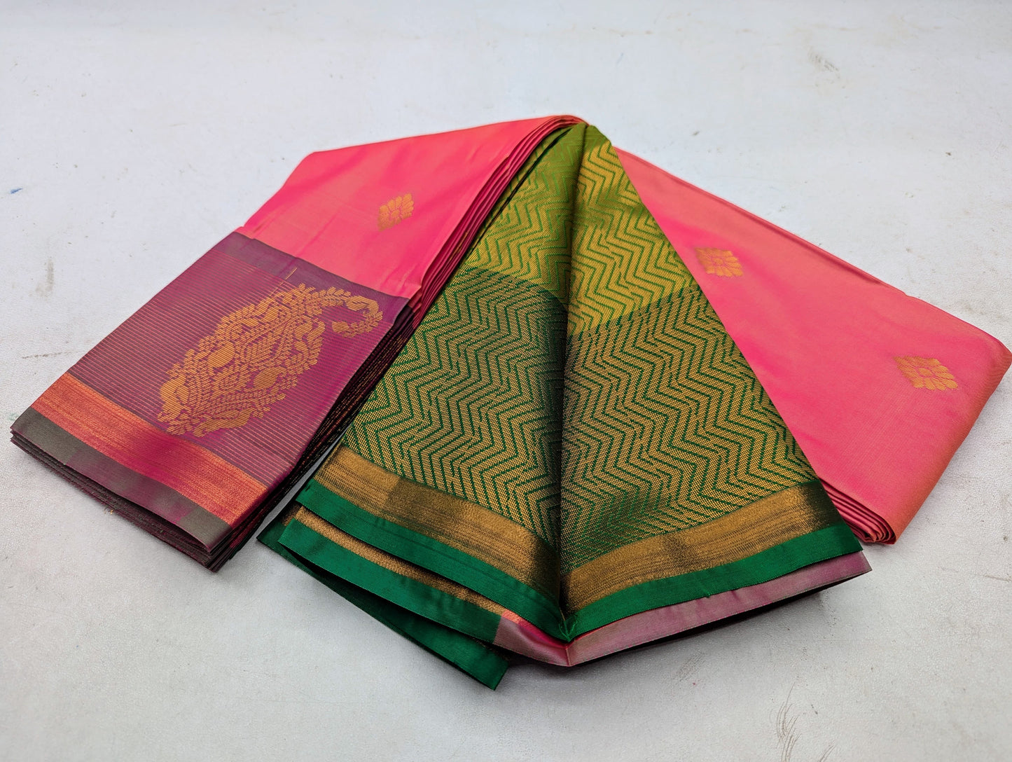 kuttu Border SOFT SILK Sarees