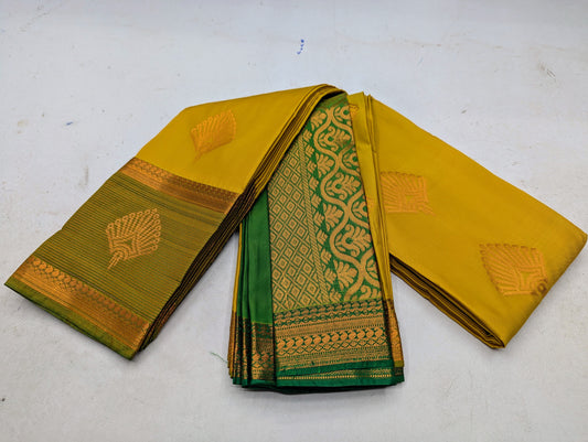 kuttu Border SOFT SILK Sarees