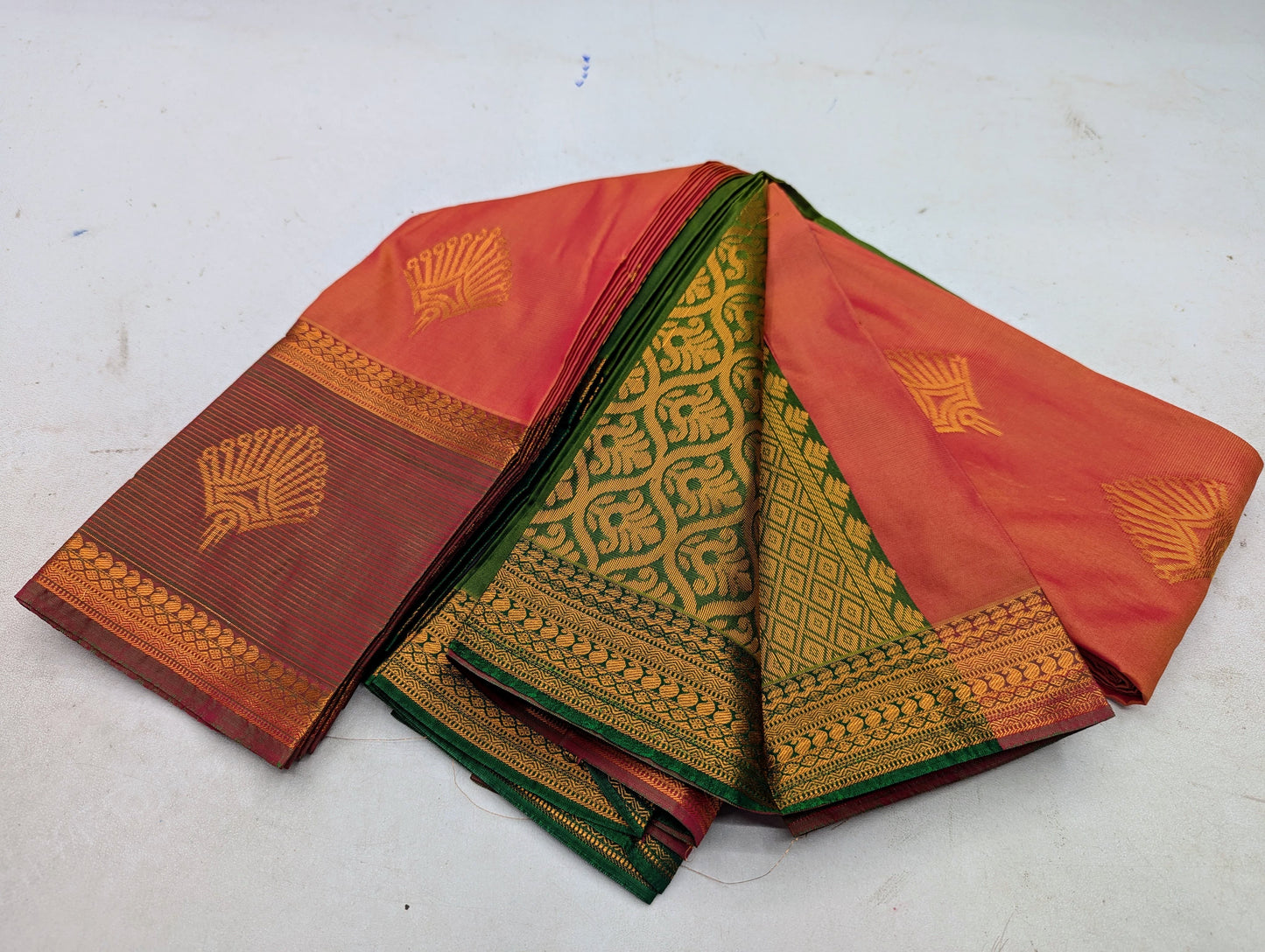 kuttu Border SOFT SILK Sarees