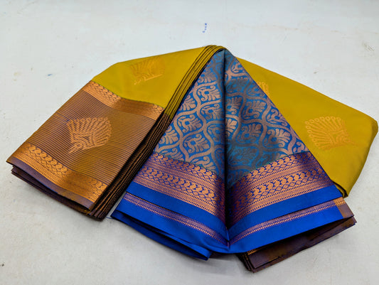 kuttu Border SOFT SILK Sarees