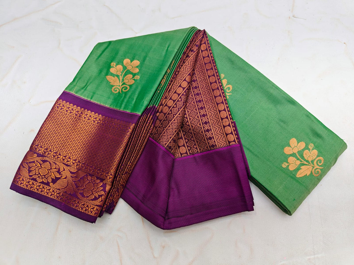 Fancy KUTTU Border SOFT SILK Sarees