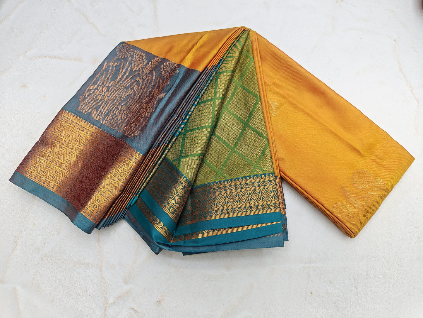 Fancy Kuttu Border SOFT SILK Sarees