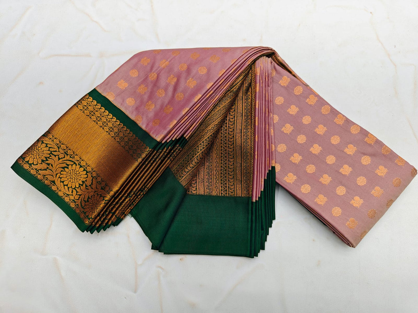 _Fancy KUTTU Border SOFT SILK Sarees