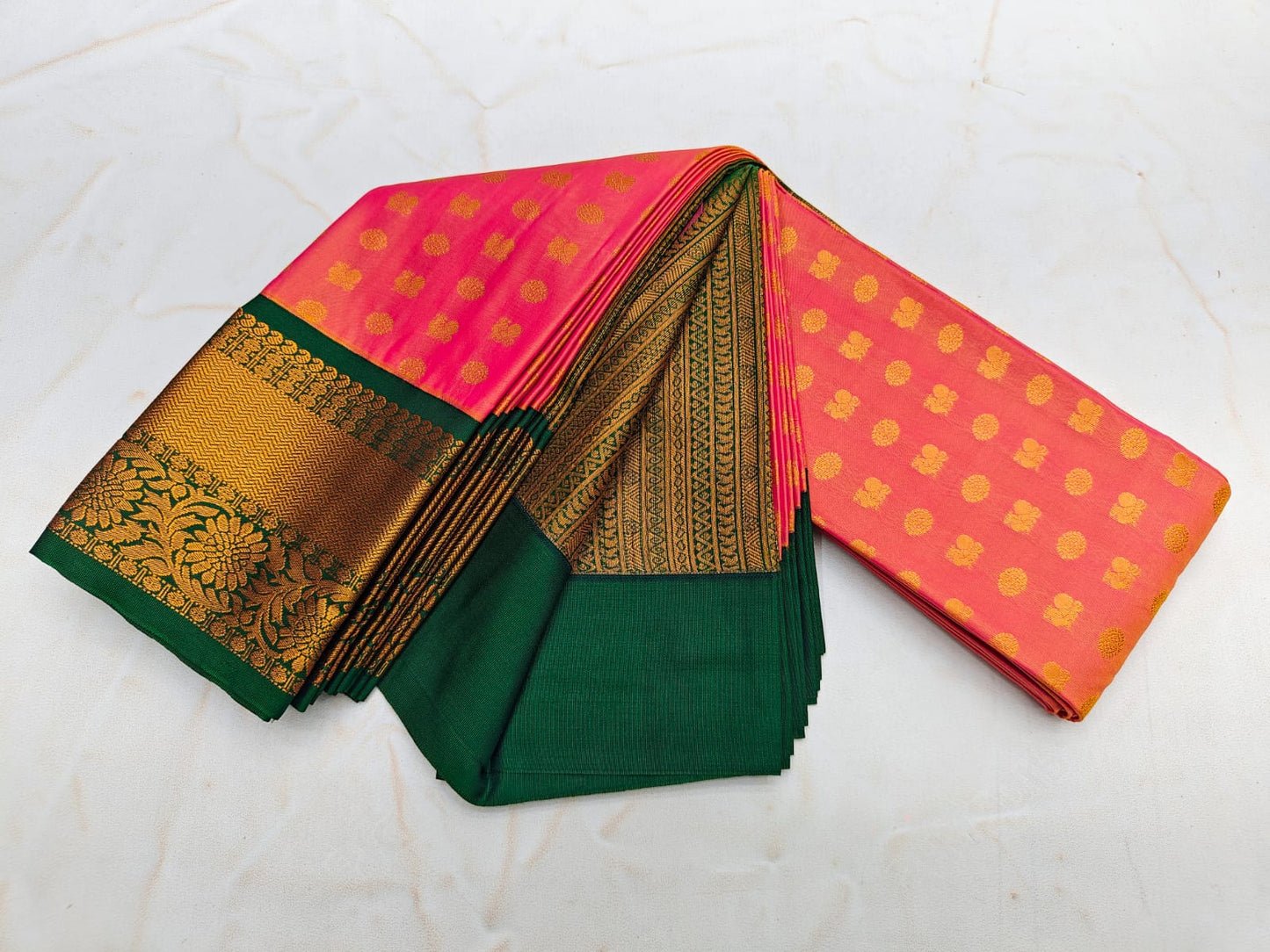 _Fancy KUTTU Border SOFT SILK Sarees