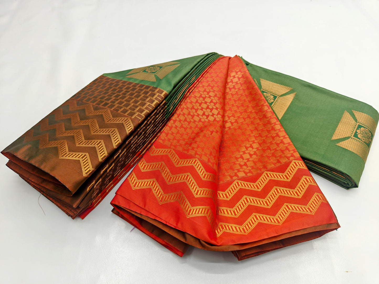 🌺 _Fancy Border SOFT SILK Sarees _🌺