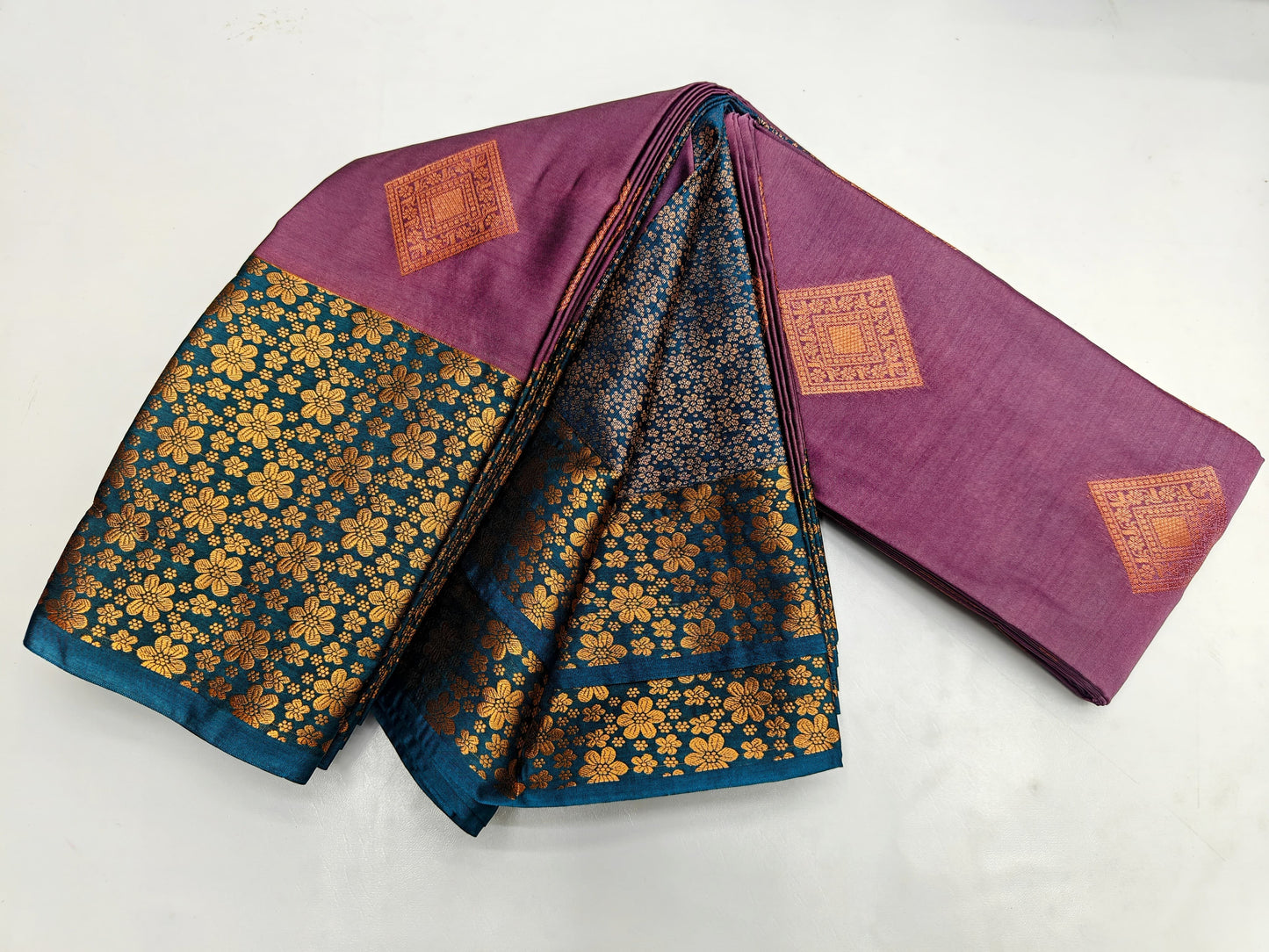 🌺 _Fancy Border SOFT SILK Sarees _🌺