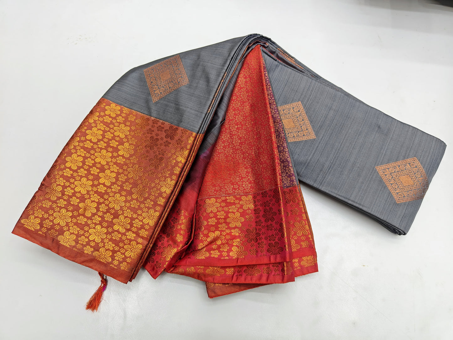 🌺 _Fancy Border SOFT SILK Sarees _🌺