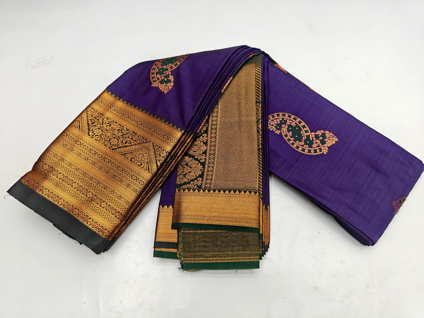 🌺 _Fancy Border SOFT SILK Sarees _🌺