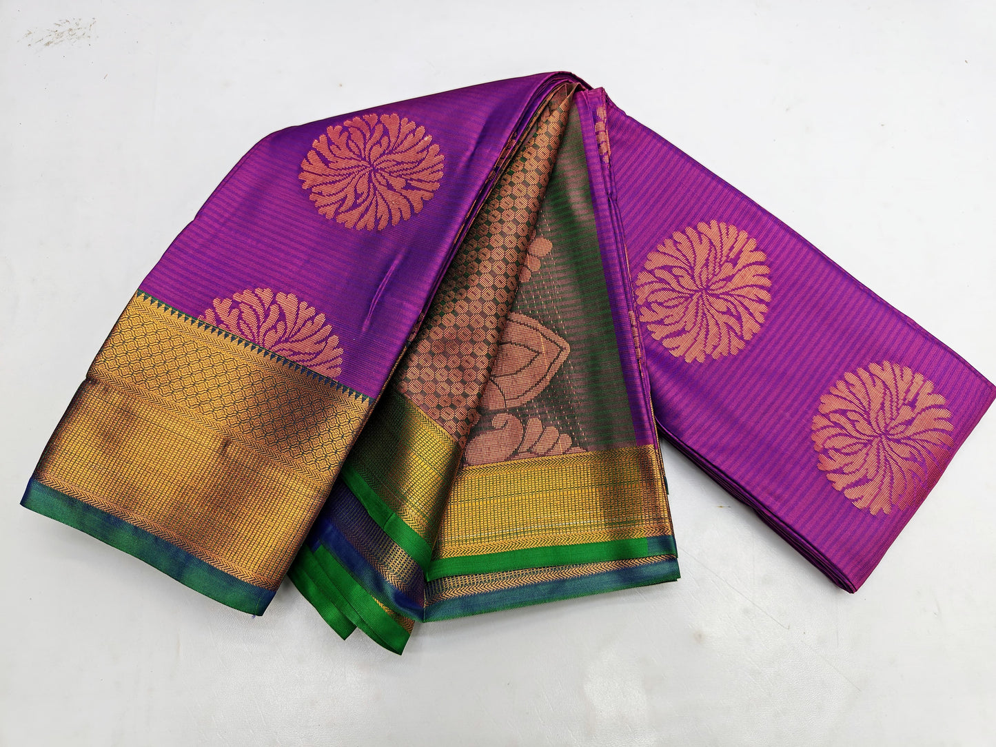 🌺 _Fancy Border SOFT SILK Sarees _🌺