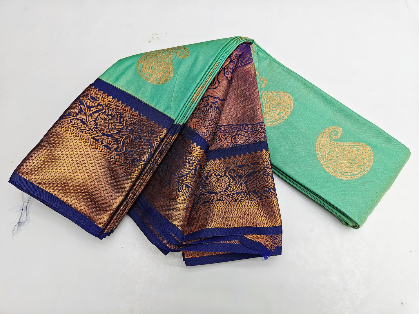 🌺 _Fancy Border SOFT SILK Sarees _🌺