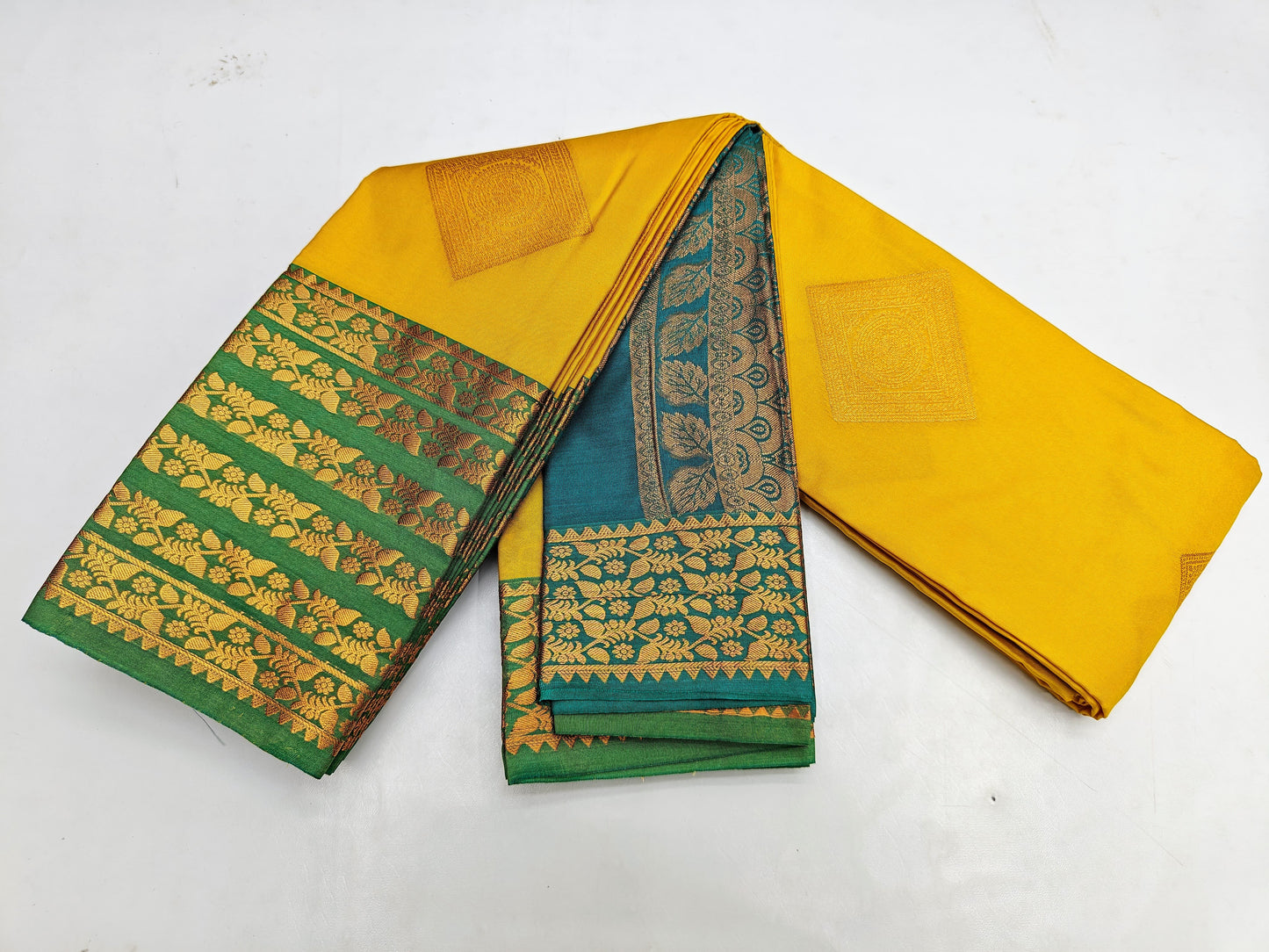 🌺 _Fancy Border SOFT SILK Sarees _🌺