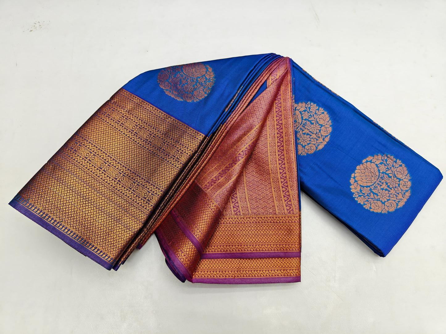 🌺 _Fancy Border SOFT SILK Sarees _🌺