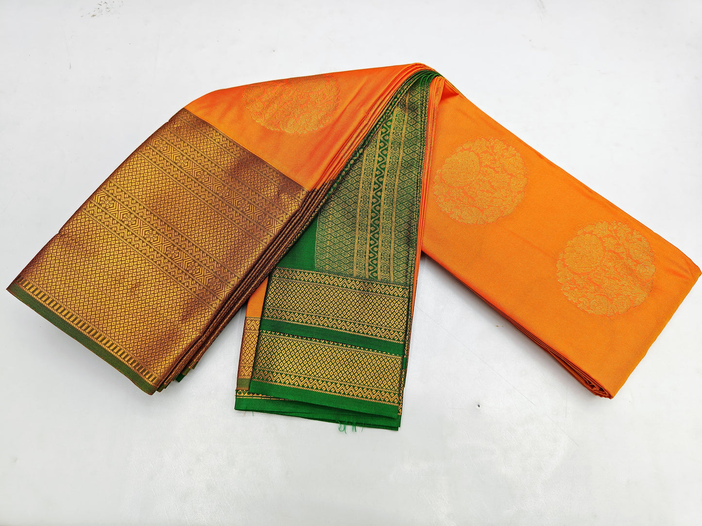 🌺 _Fancy Border SOFT SILK Sarees _🌺