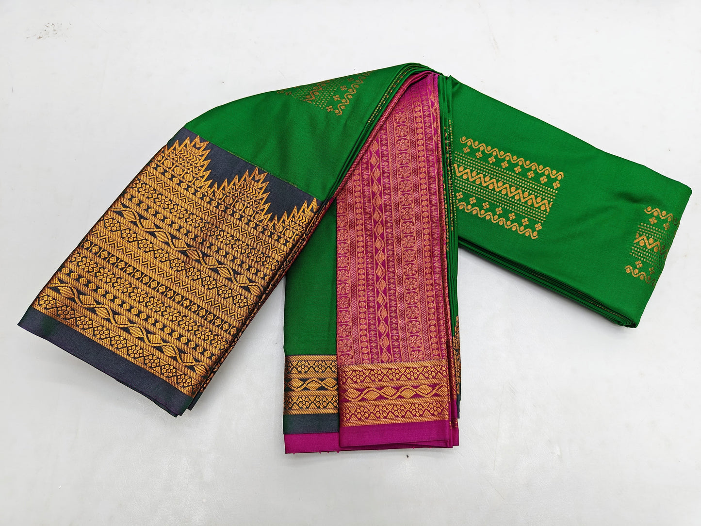 🌺 _Fancy Border SOFT SILK Sarees _🌺