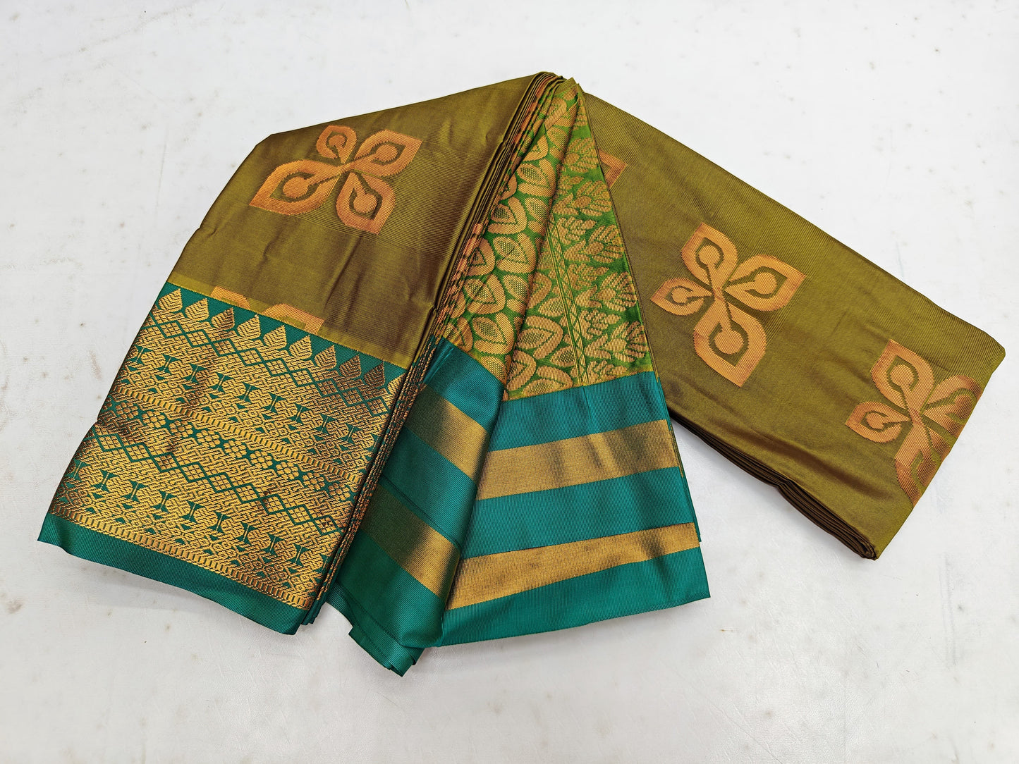 🌺 _ Special offer SOFT SILK Sarees _🌺