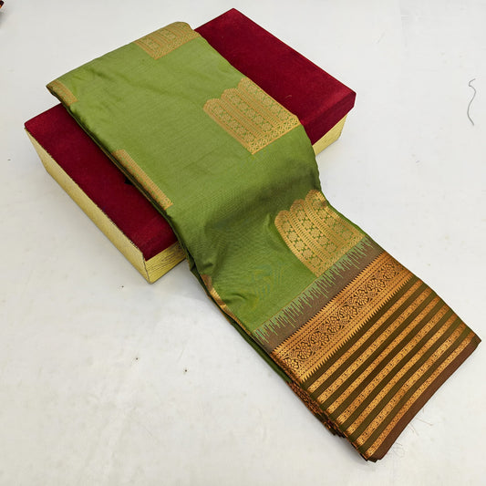 🌺 _Pink copper Zari SOFT SILK Sarees _🌺