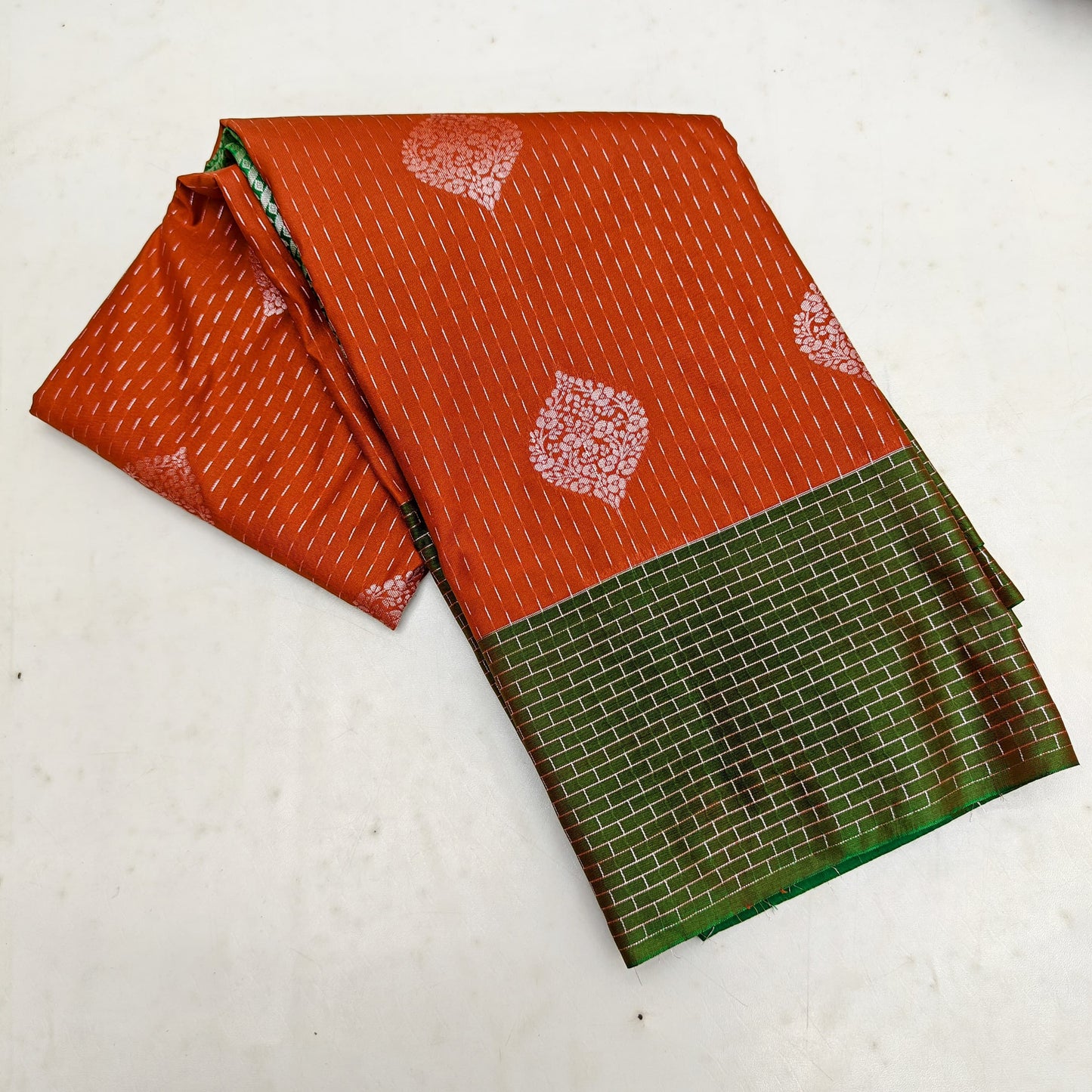 Pink Sliver Zari SOFT SILK Sarees _🌺